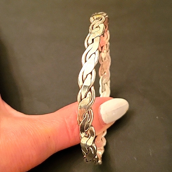 Vintage Silver Bangle, Braid Pattern - Picture 4 of 13